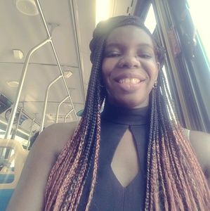 Meet your Posher, Esther